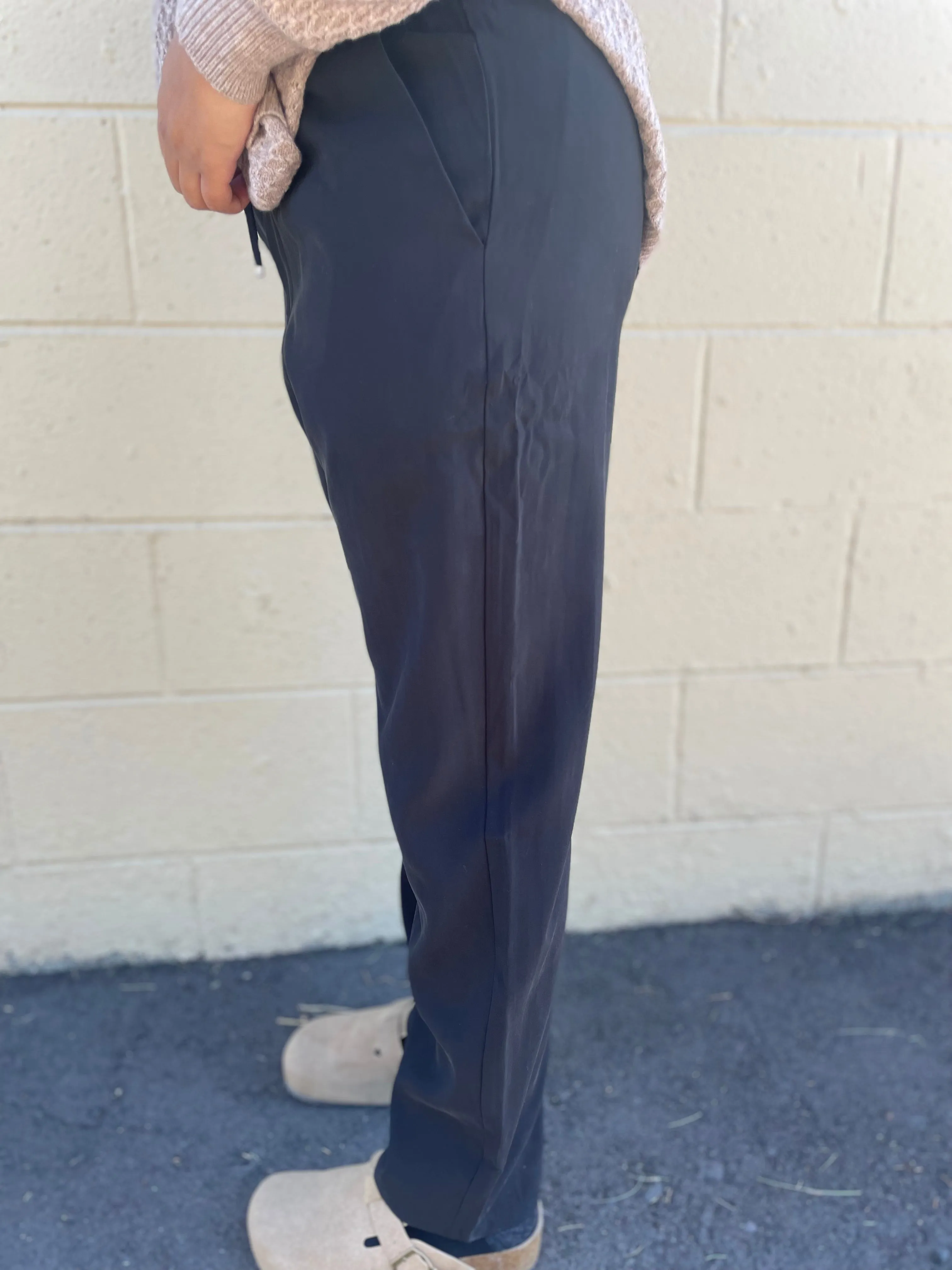 Cropped Jogger Pants