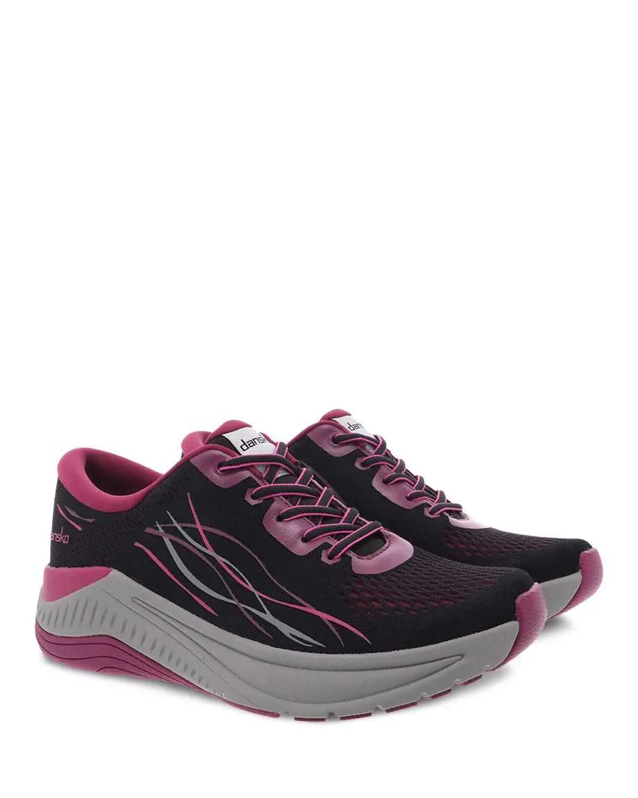 Pace Mesh Walking Shoe in Black/Berry