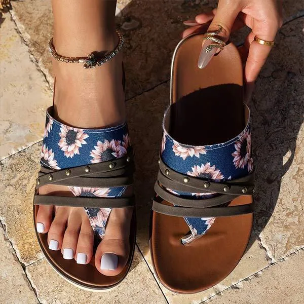 Women's Studded Toe-Ring Sandals 14535139C