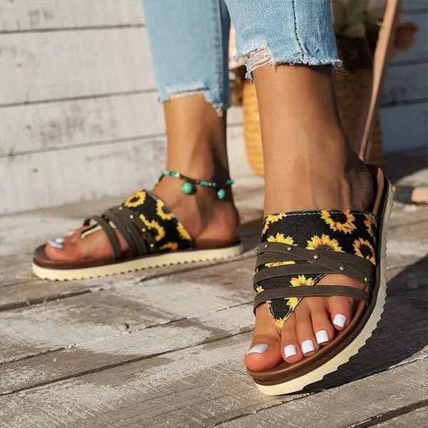 Women's Studded Toe-Ring Sandals 14535139C