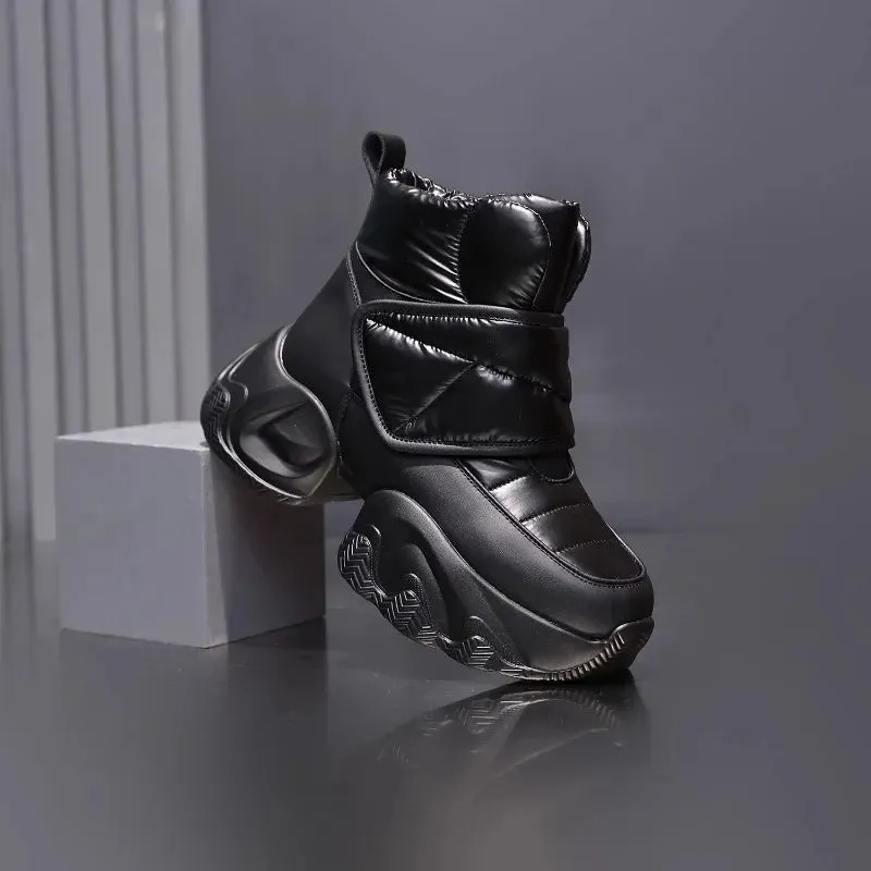 Women's Winter Fashion Thick Sole Short Boots - Plush Lined Trendy Snow Boots