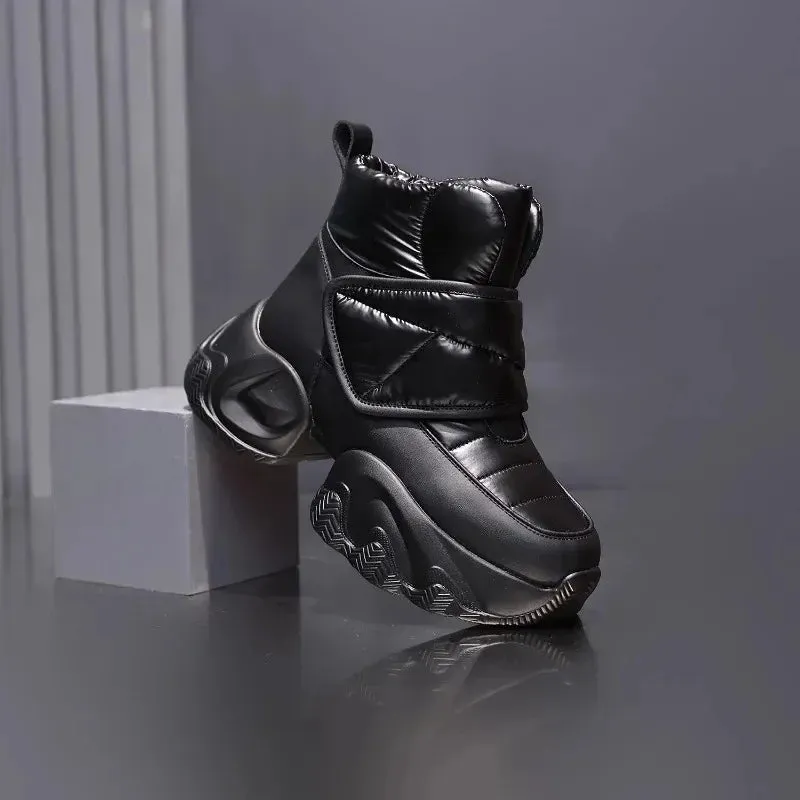 Women's Winter Fashion Thick Sole Short Boots - Plush Lined Trendy Snow Boots