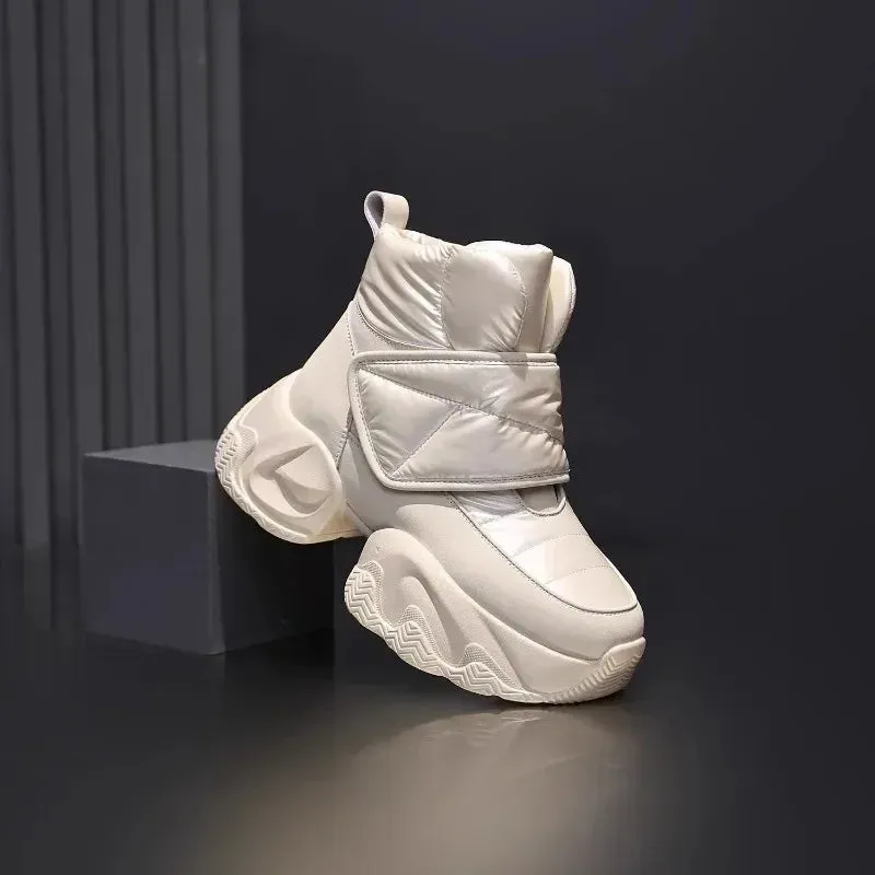 Women's Winter Fashion Thick Sole Short Boots - Plush Lined Trendy Snow Boots